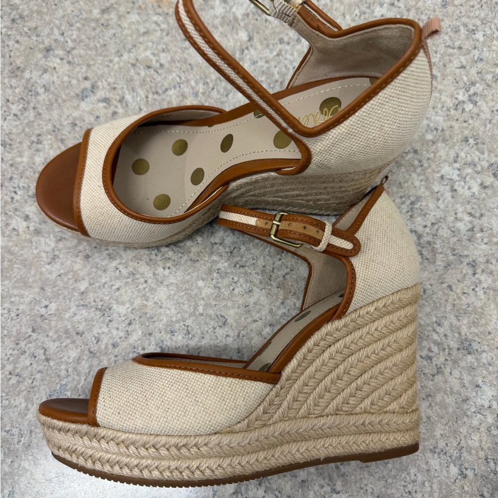 🌼 Boden Cream and Tan Espadrille Wedge Sandals - Picture 4 of 6